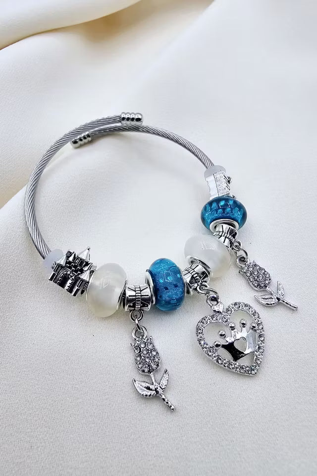 Pandora i stål med tulpan och kronhjärtafigur