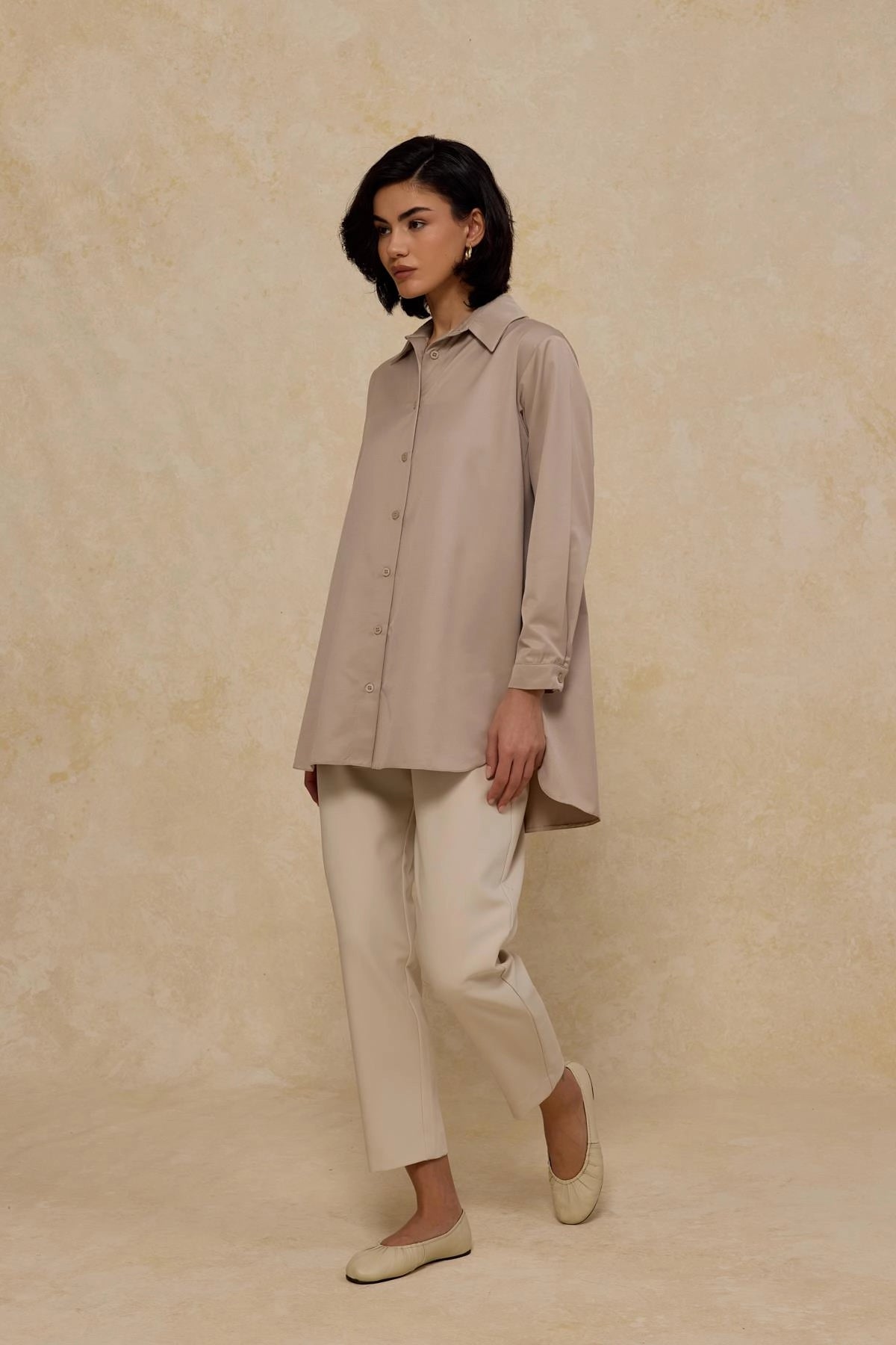 Bomullssatinskjorta Beige