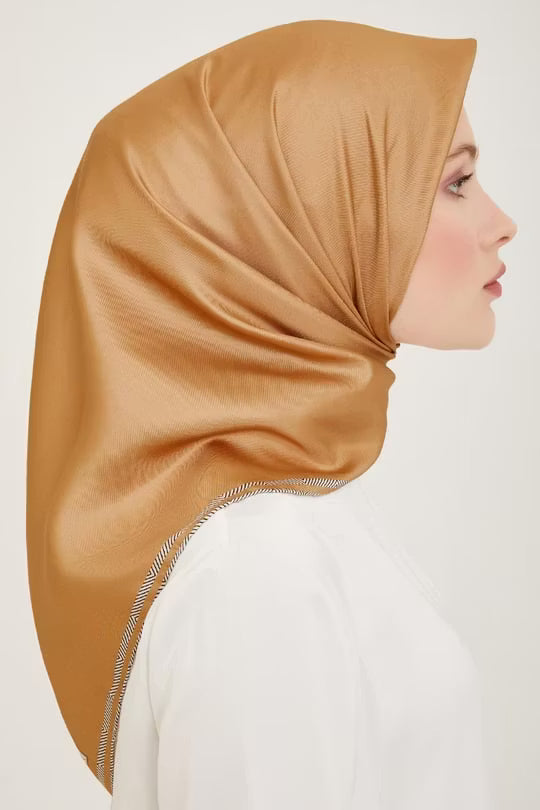 BELLI PURE SILKESCARF LJUSBRUN (TWILL)