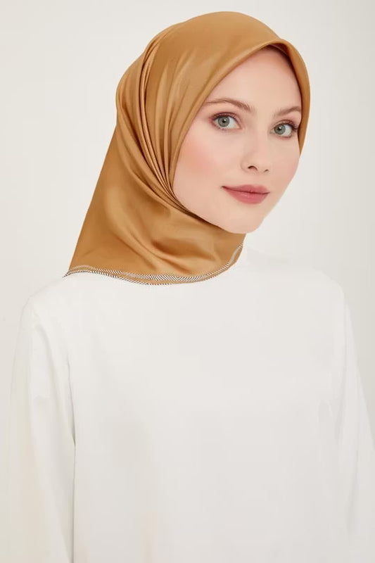 BELLI PURE SILKESCARF LJUSBRUN (TWILL)