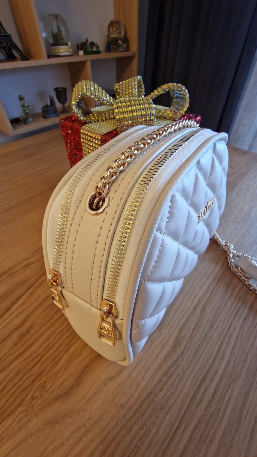 Armine quiltad väska beige