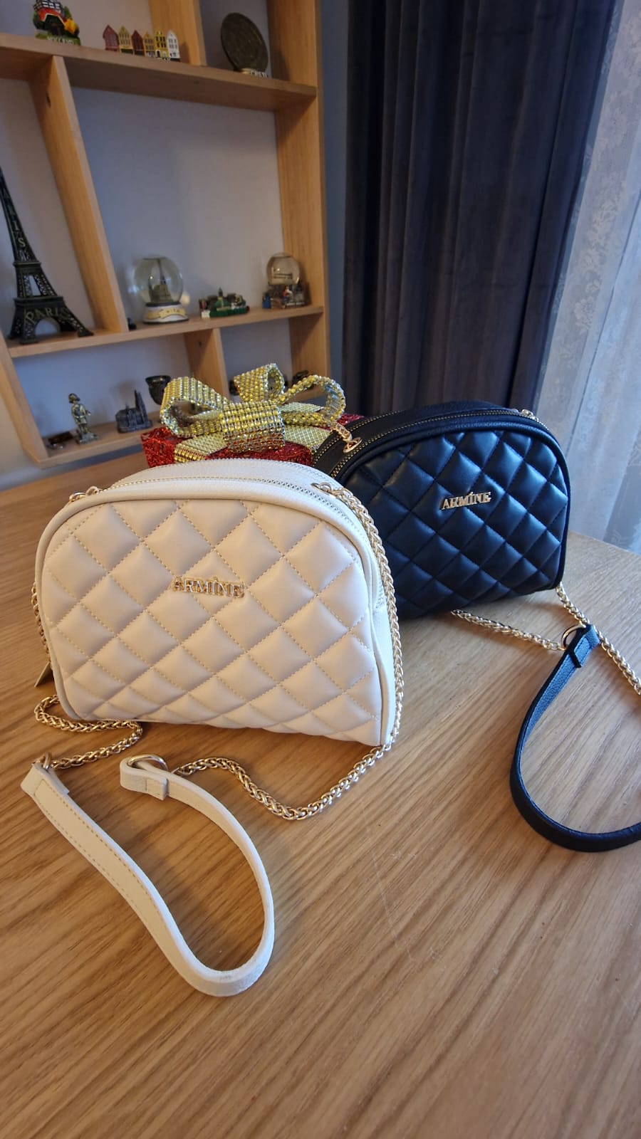 Armine quiltad väska beige