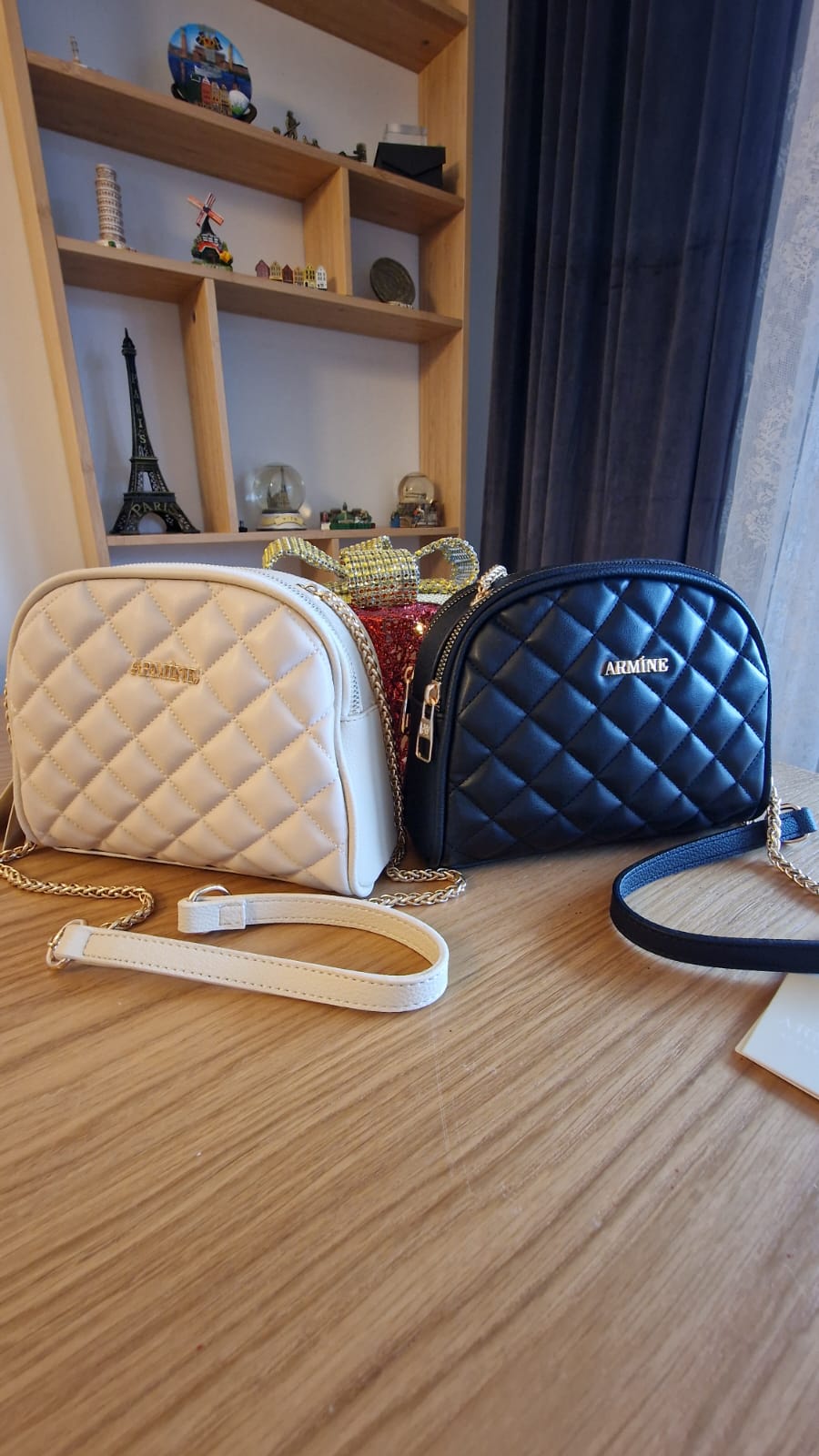 Armine quiltad väska beige