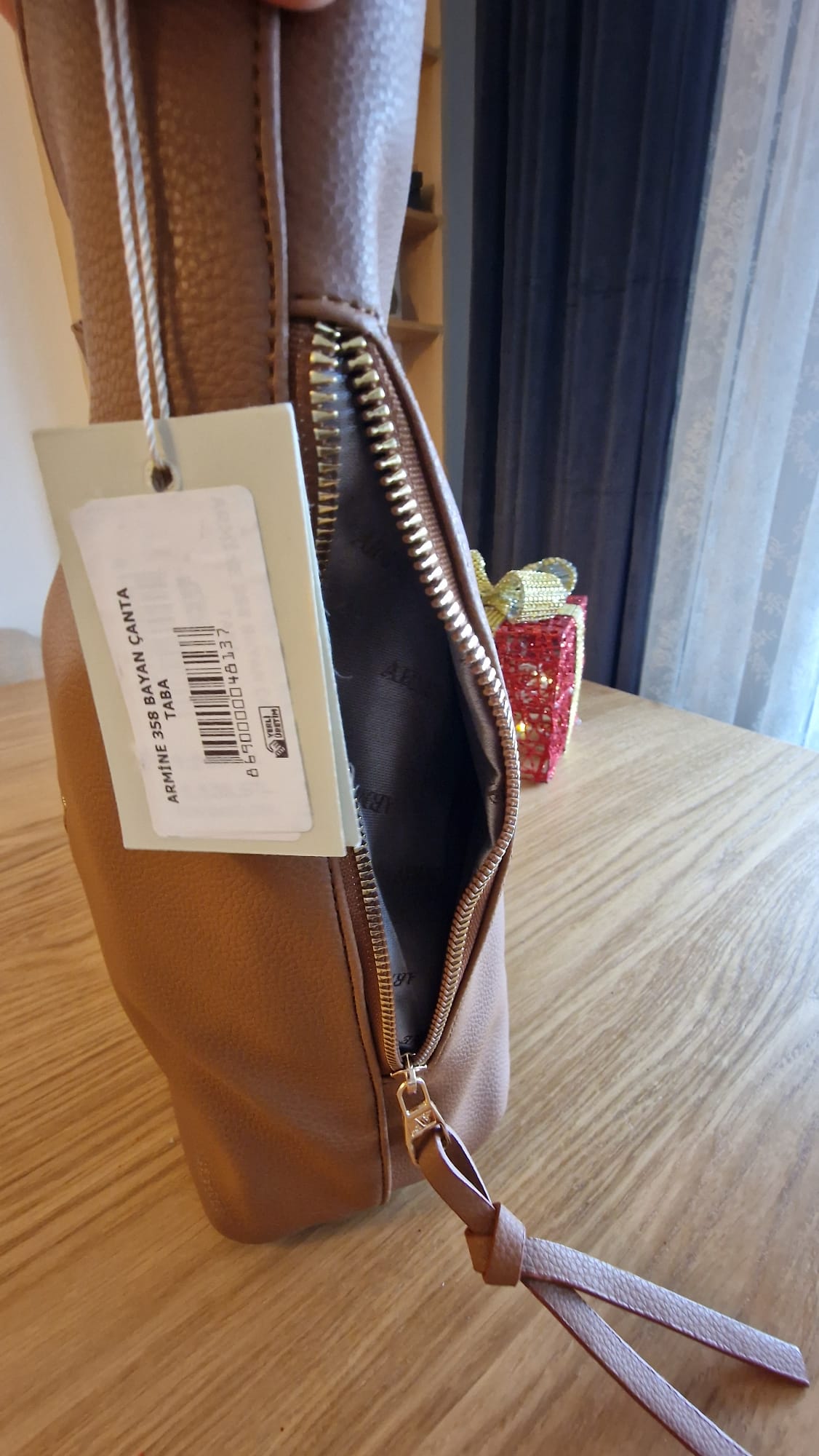 Armine student väska brun