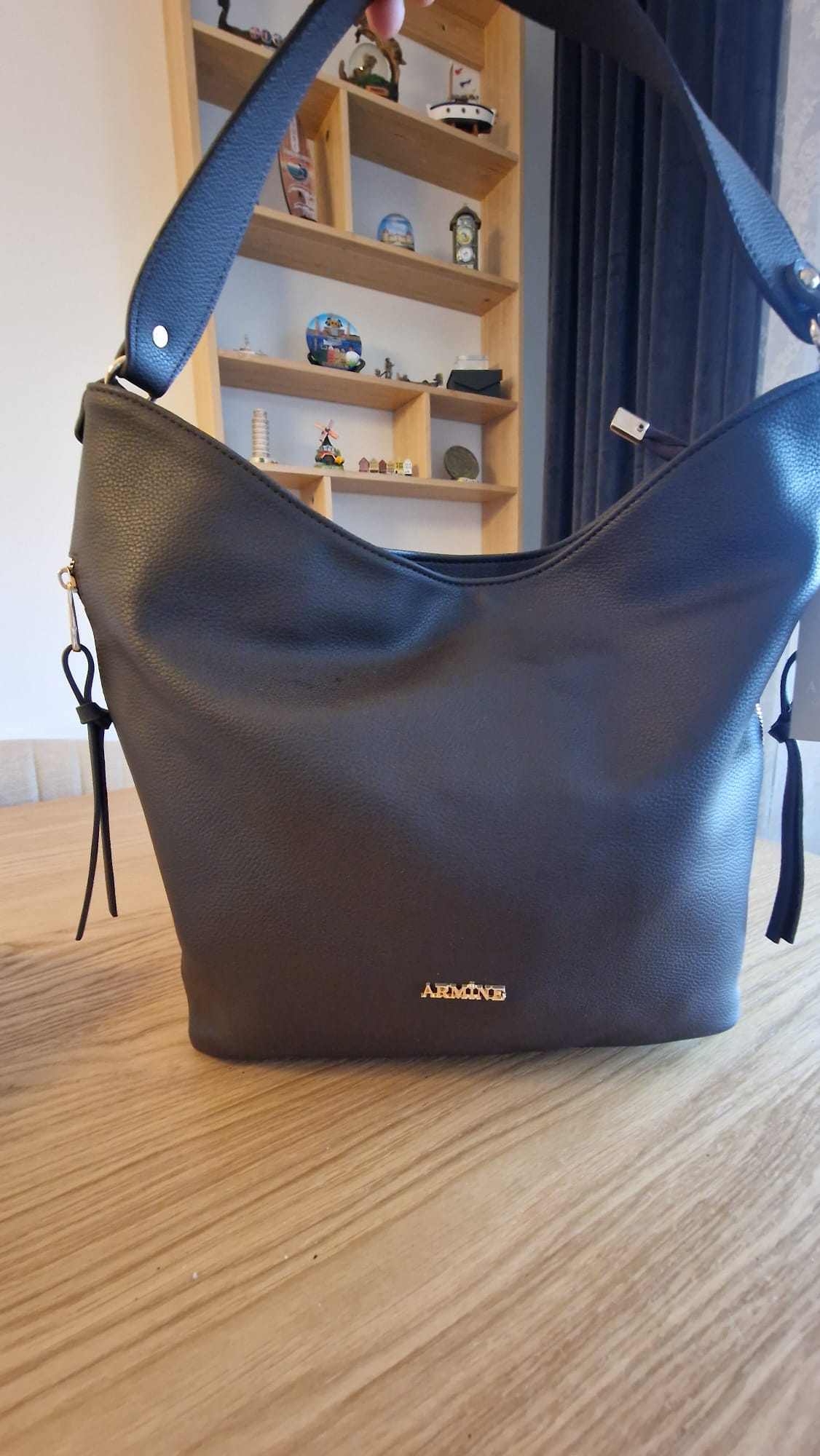 Armine student väska brun