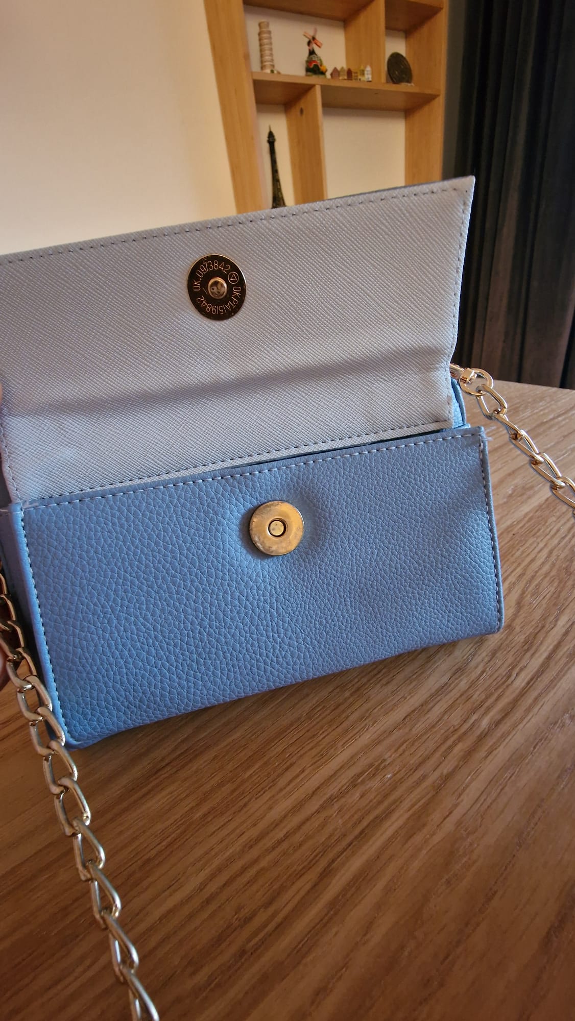 Armine mobiltelefonväskor ljusblå