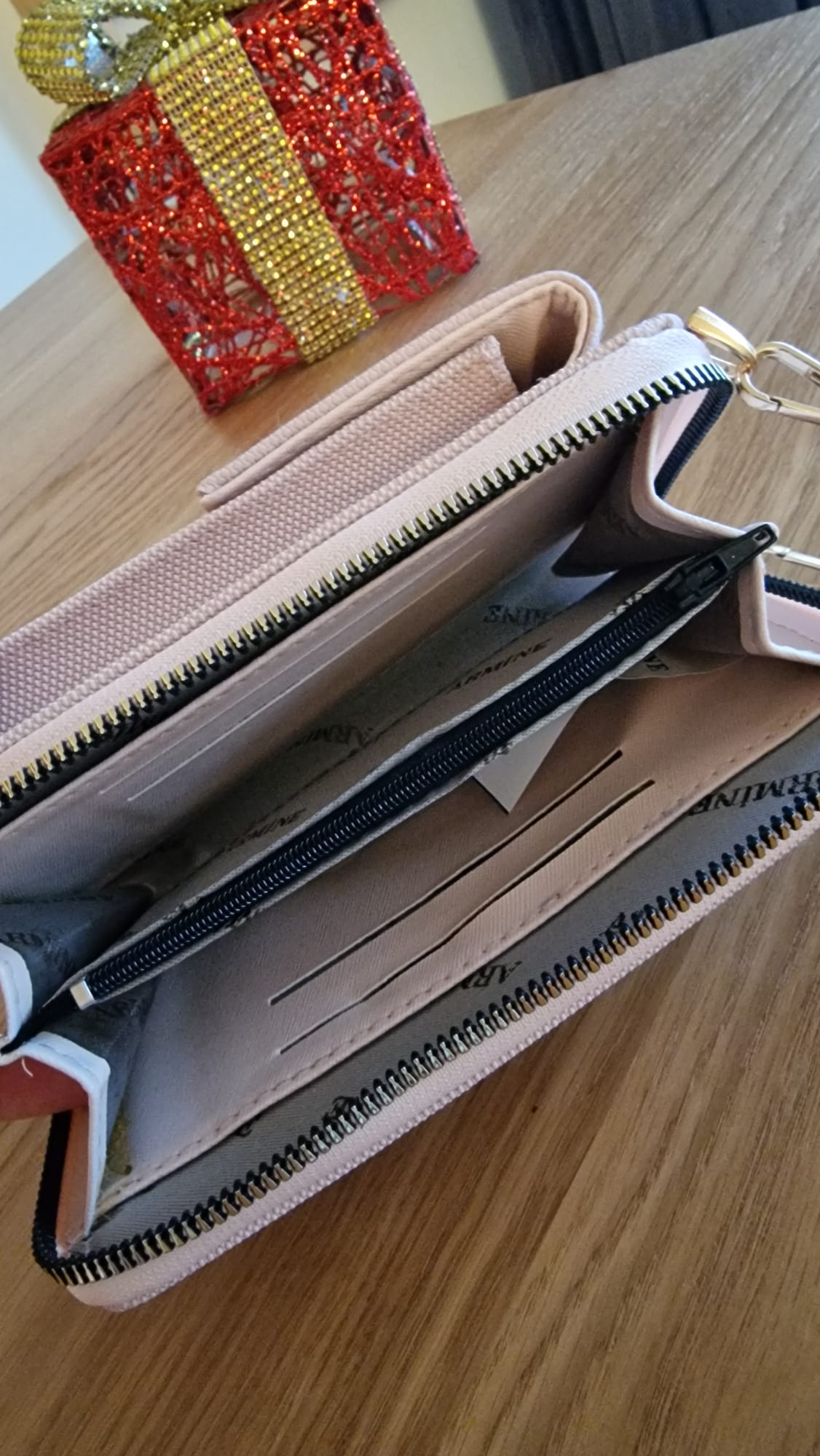 Armine mobiltelefonväskor vertikal