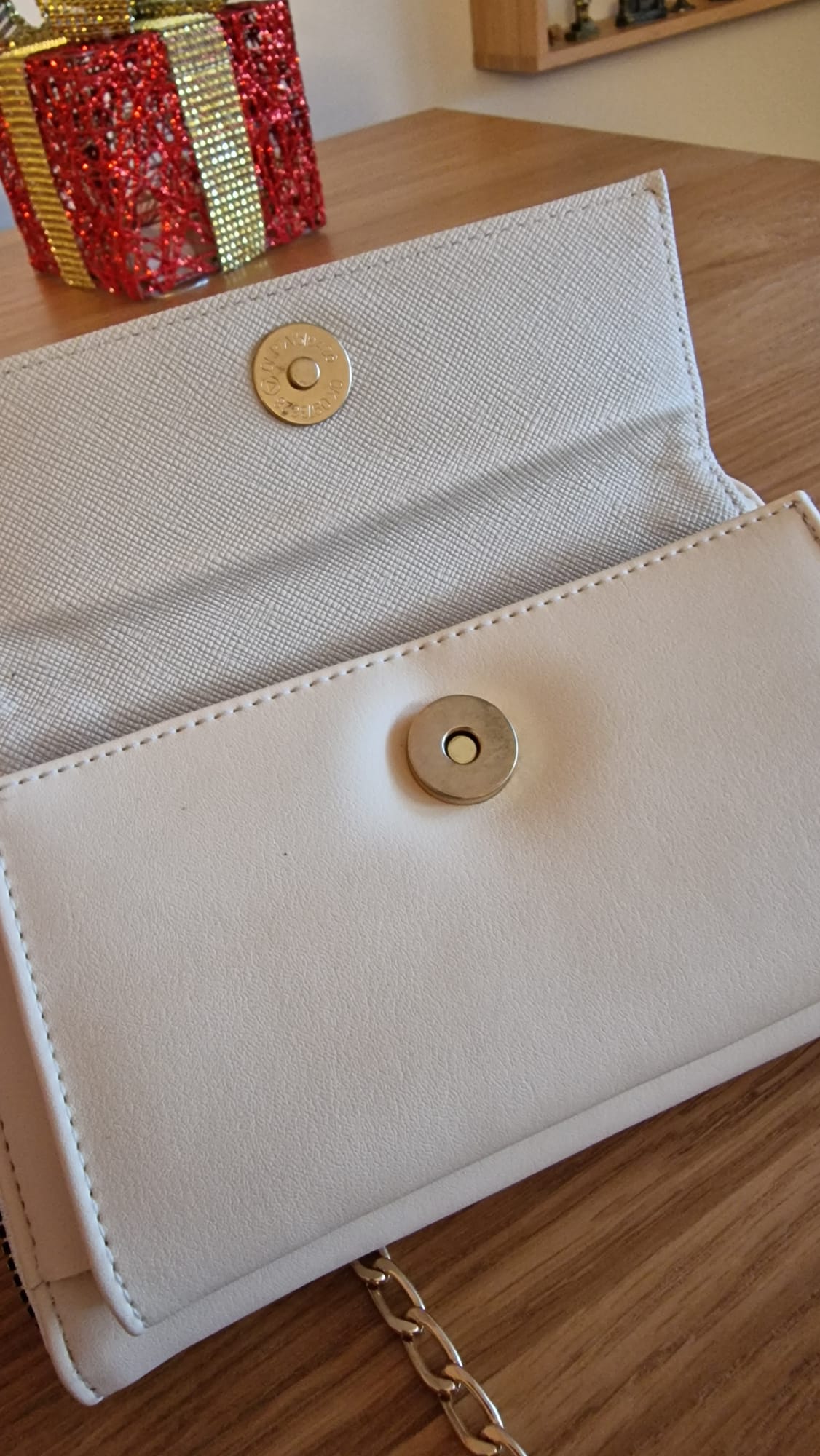 Armine mobiltelefonväskor beige