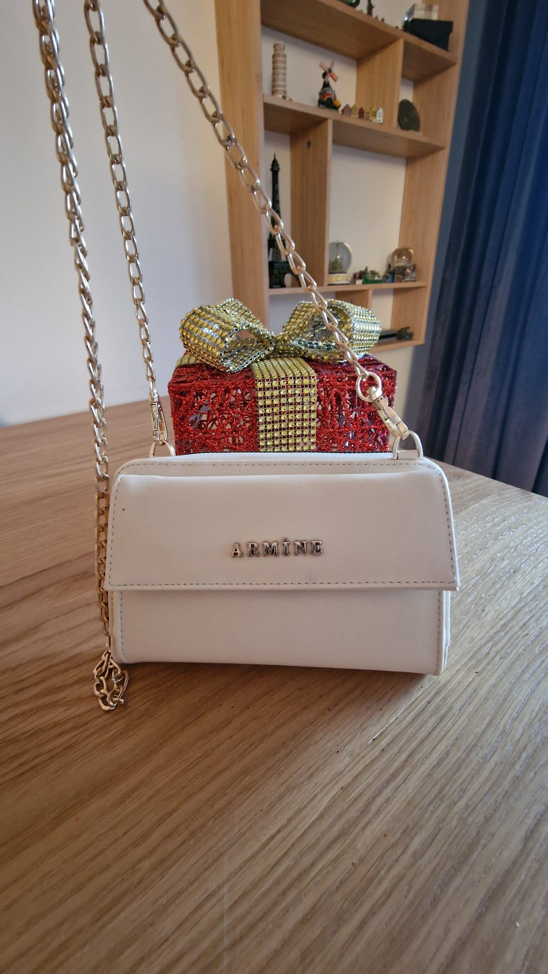 Armine mobiltelefonväskor beige