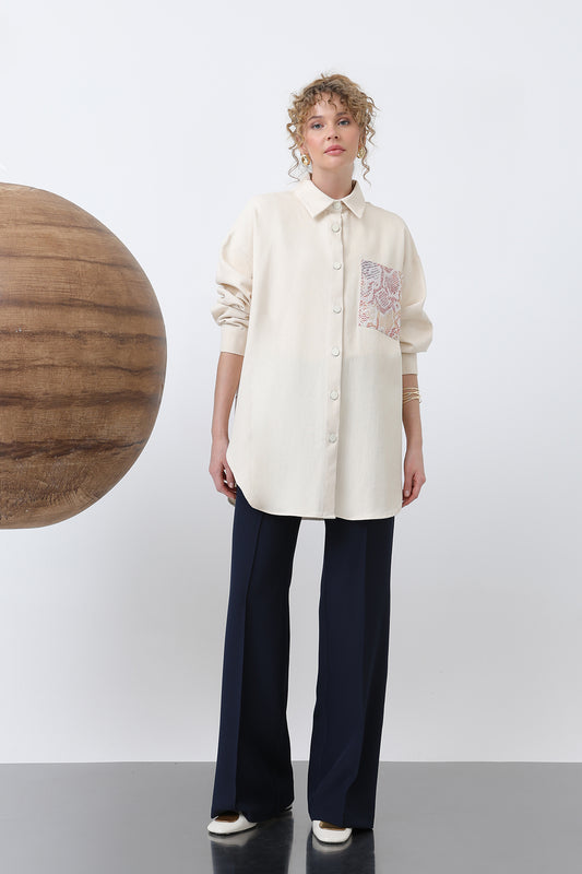 Puane broderad skjorta