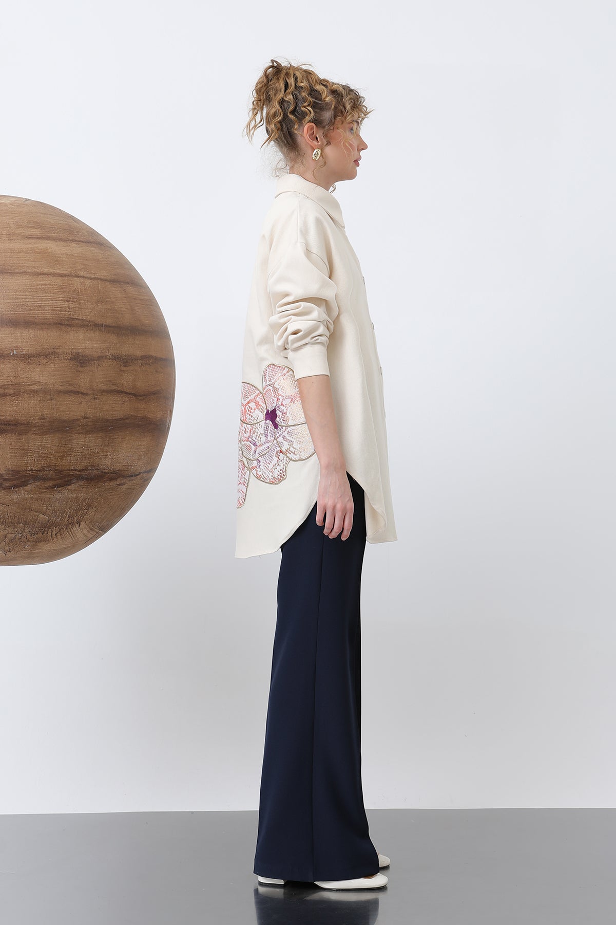 Puane broderad skjorta