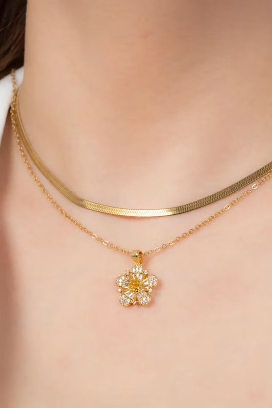 Blommahalsband med dubbelkedja i stål