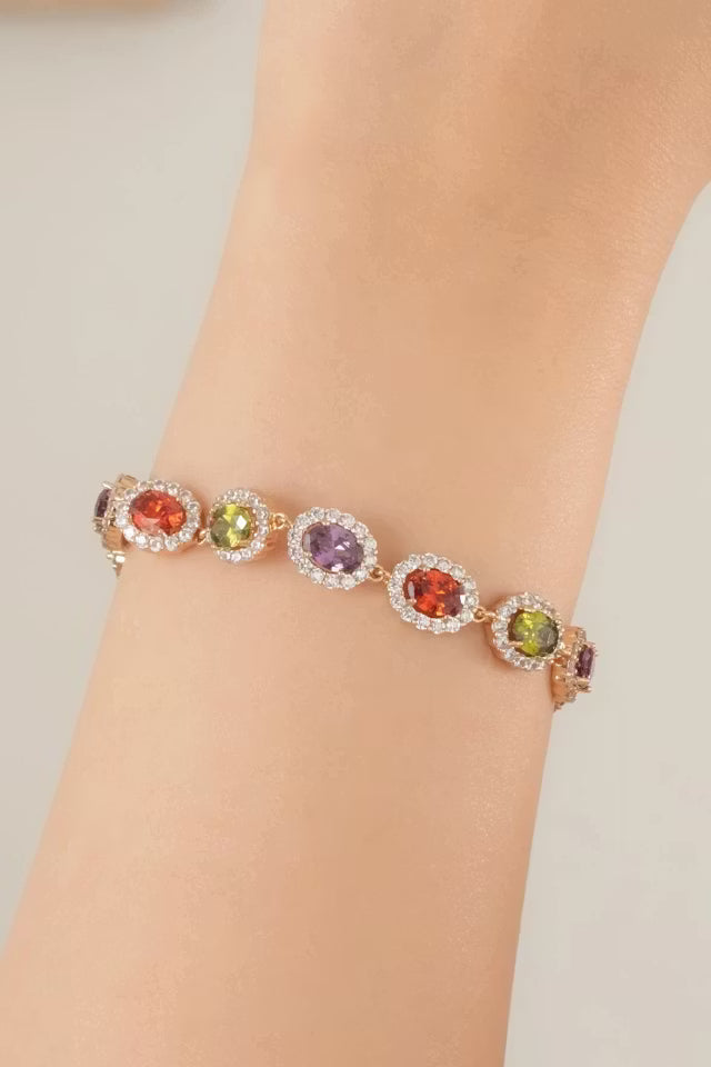 VIP-armband med färgglada stenar