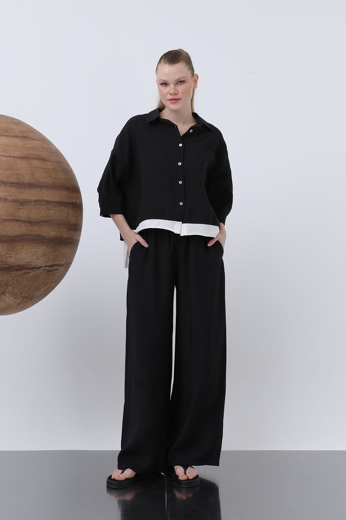 Byxor med elastisk midja för kvinnor