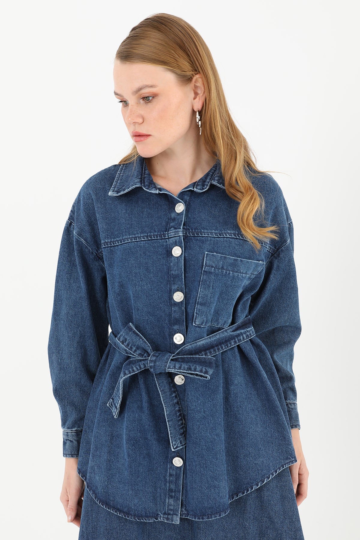Set med denimskjortkjol för kvinnor