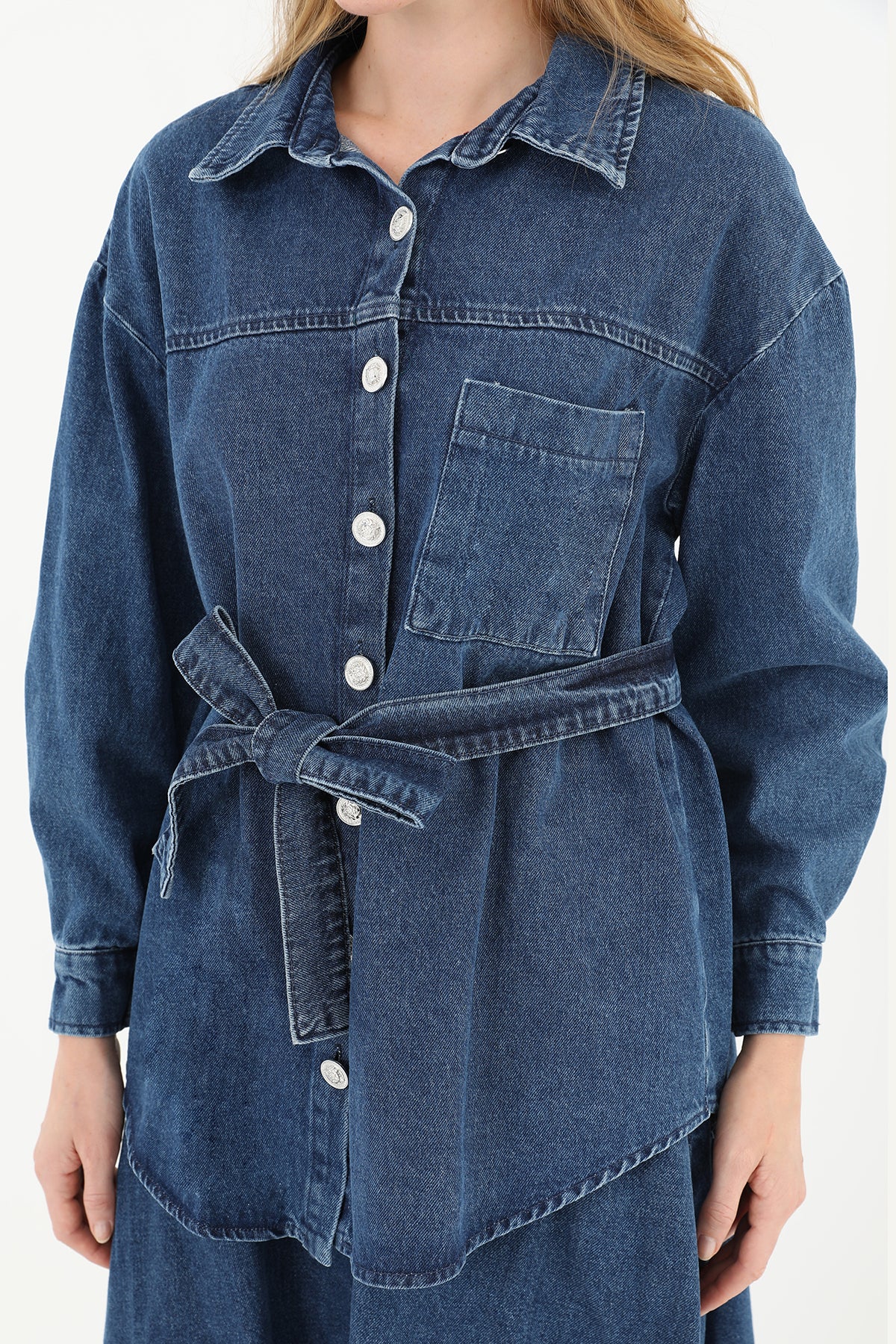 Set med denimskjortkjol för kvinnor