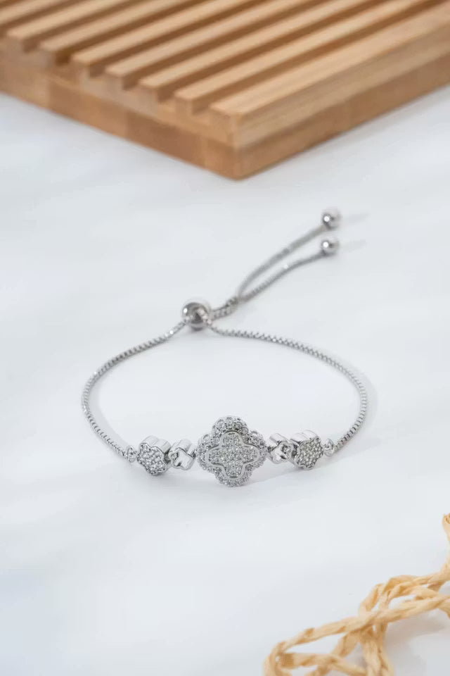 Silverfärgat motiv Detaljerat justerbart VIP-armband