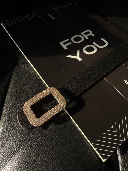 Fyrkantigt spänne sten dambälte