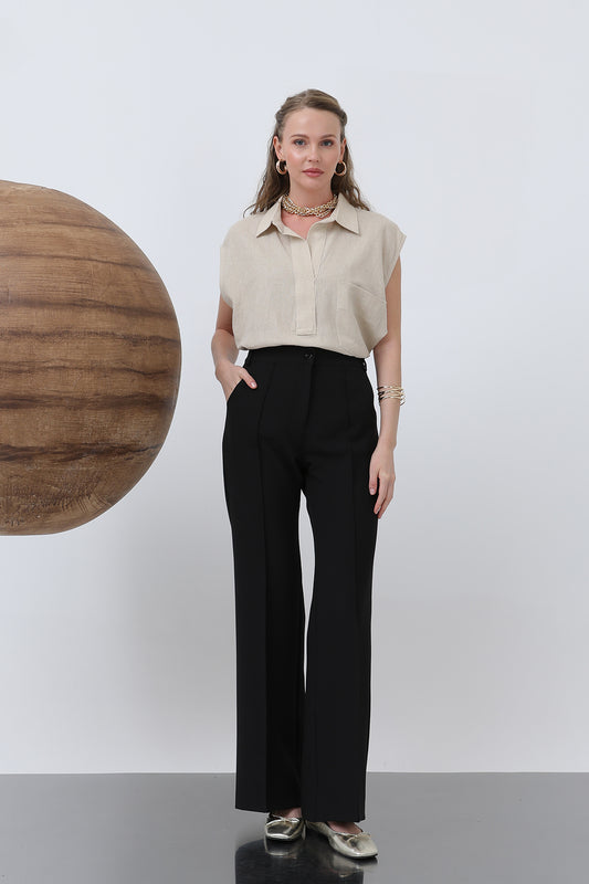 Marinblå ribbstickade byxor för kvinnor