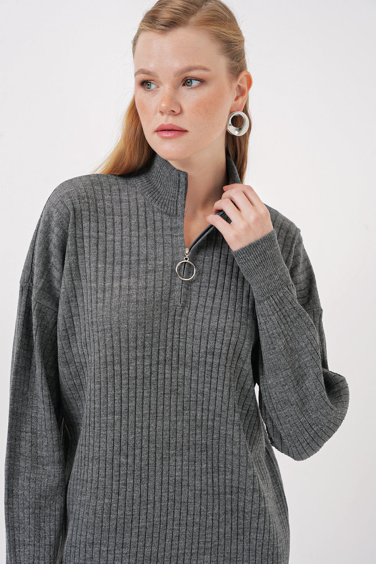 Bigdart Stickad klänning - Antracit (Standart)