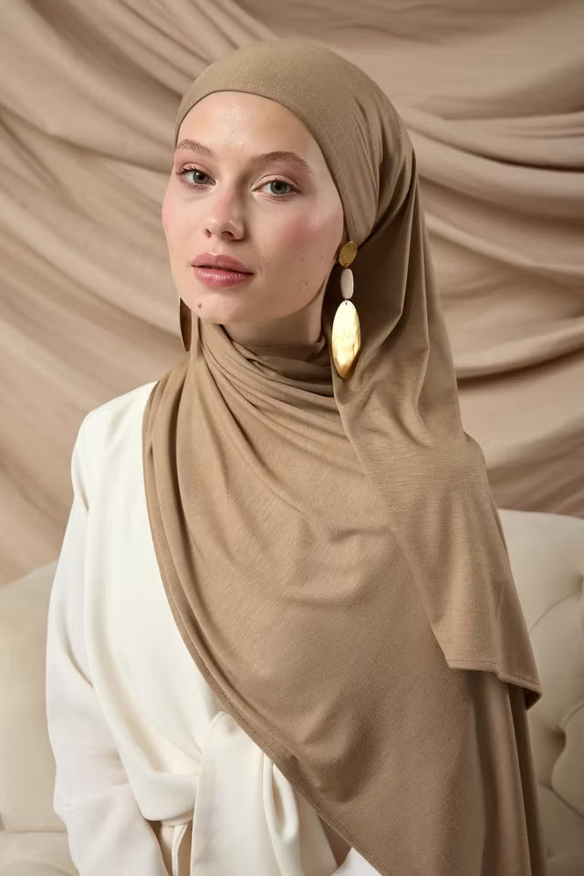 Premium kammad bomullssjal 65002-60 Mjölkkaffe