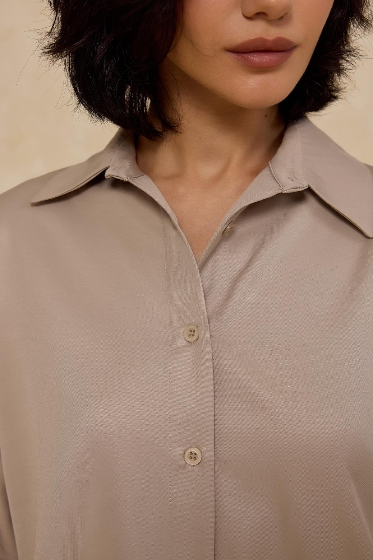 Bomullssatinskjorta Beige