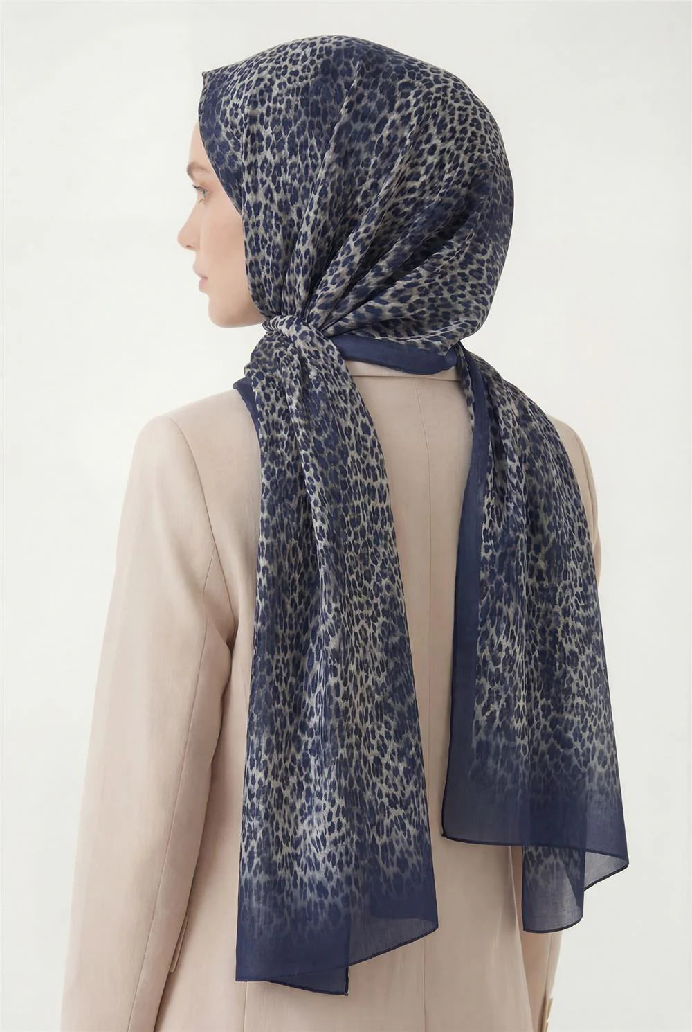 Leopar Desen Pamuklu Lacivert 90X200 Soft Şal
