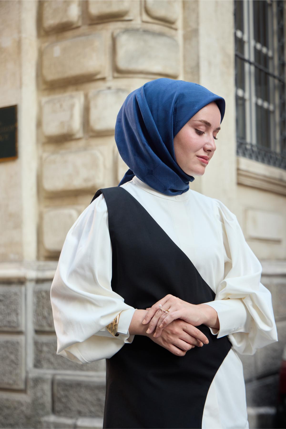 Monogram bomullssidensscarf 130001-08