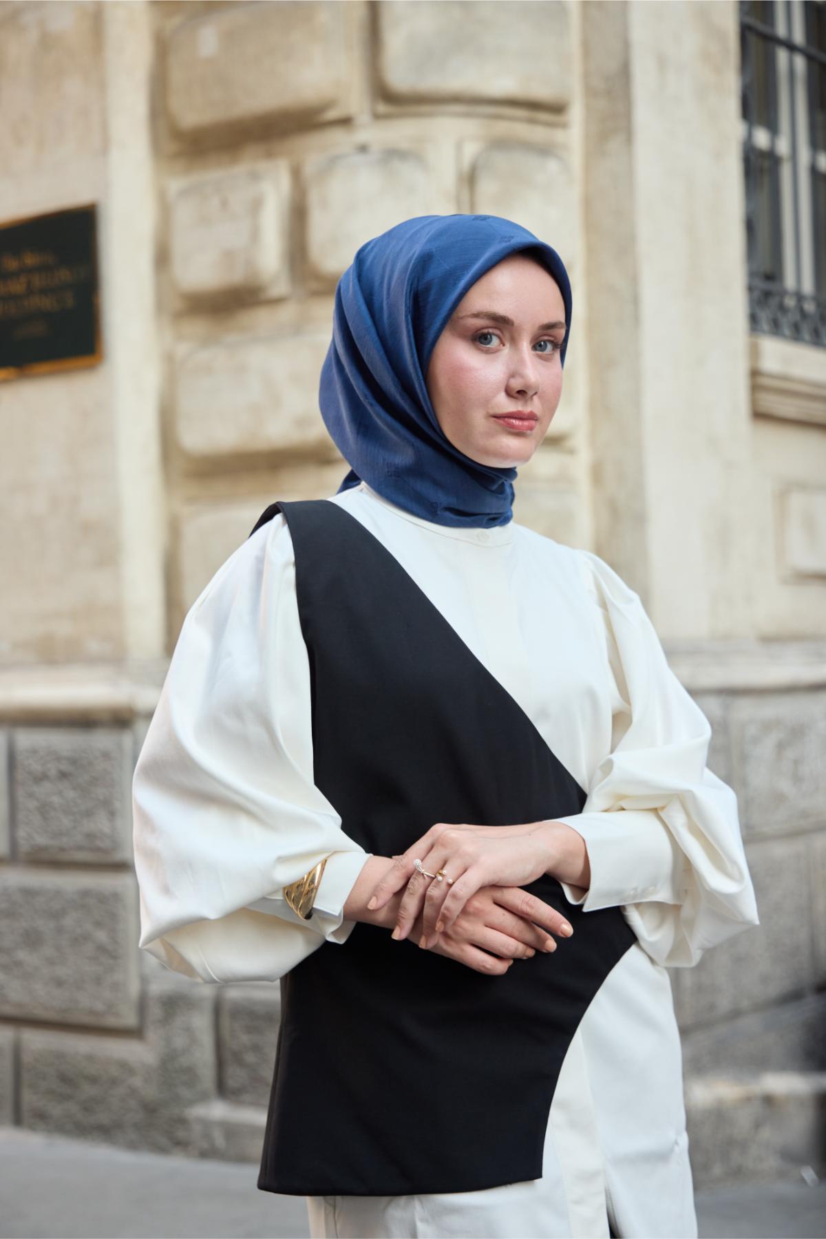 Monogram bomullssidensscarf 130001-08