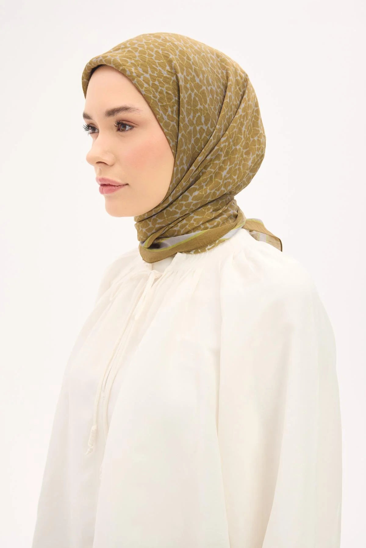 Silk Home Olinda Scarf 47007-02