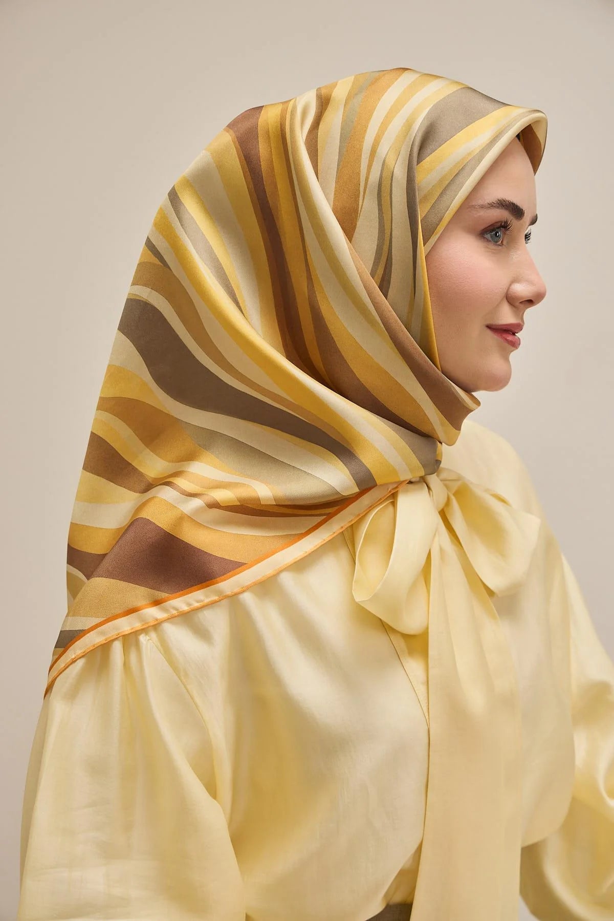 Twill İpek Eşarp Kıvrımlı Şerit Butter Yellow