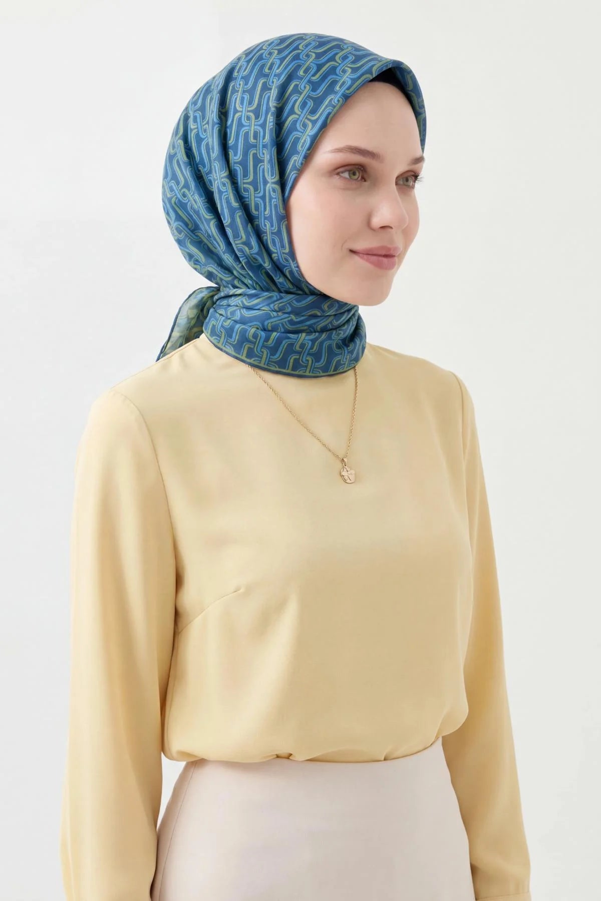Soft Eşarp Zincir Desen Mavi