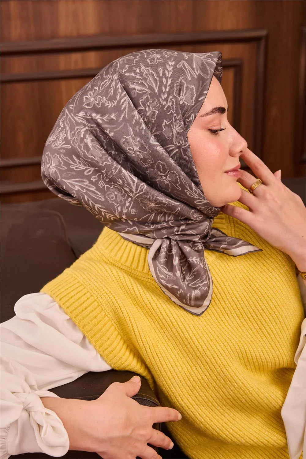 Silk Home Twill Siden Scarf  11496-17